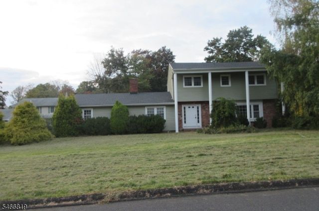 11 Ellam Dr, Randolph Twp., NJ 07869
