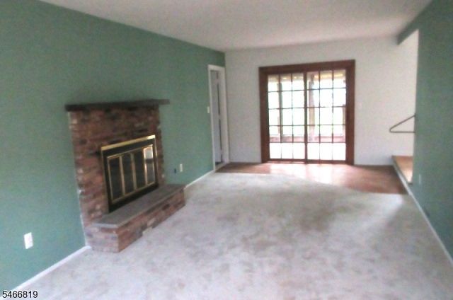 11 Ellam Dr, Randolph Twp., NJ 07869