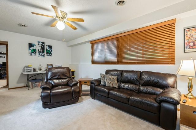 6708 Amherst Lane, Eden Prairie, MN 55346