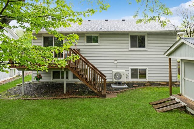 6708 Amherst Lane, Eden Prairie, MN 55346