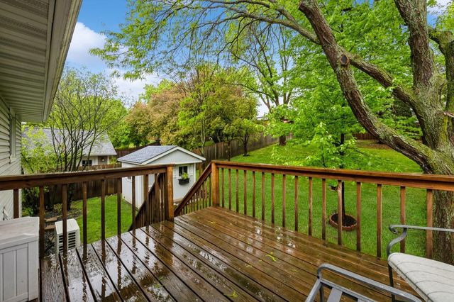 6708 Amherst Lane, Eden Prairie, MN 55346