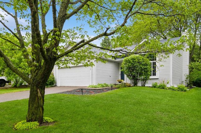 6708 Amherst Lane, Eden Prairie, MN 55346