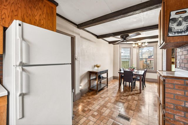 632 Manomin Avenue, Saint Paul, MN 55107