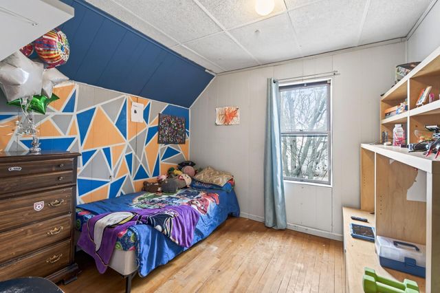 632 Manomin Avenue, Saint Paul, MN 55107