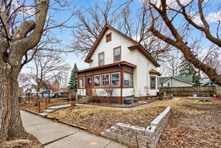 632 Manomin Avenue, Saint Paul, MN 55107