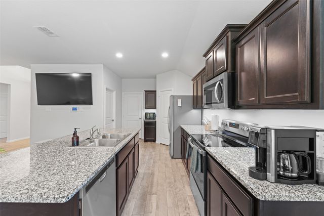 9020 Ridgeriver Way, Fort Worth, TX 76131