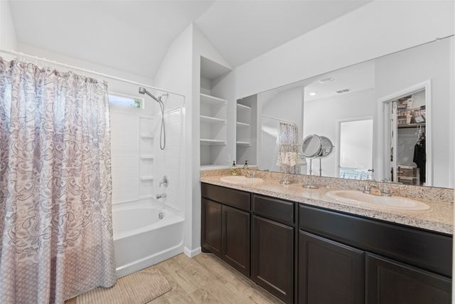 9020 Ridgeriver Way, Fort Worth, TX 76131