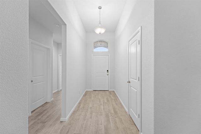 9020 Ridgeriver Way, Fort Worth, TX 76131