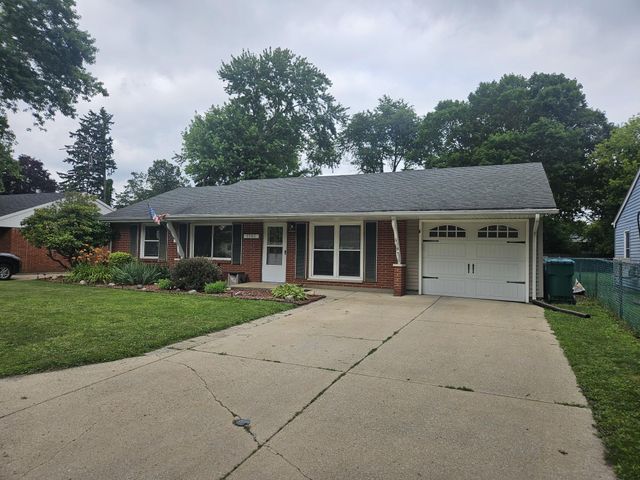 1703 Maple Garden Drive, La Porte, IN 46350