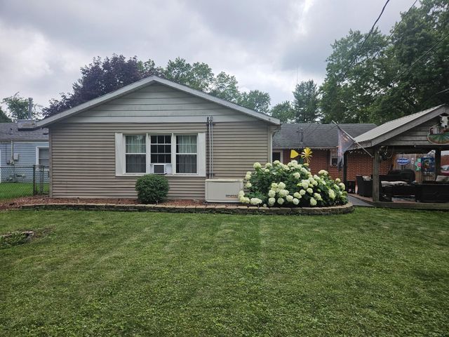 1703 Maple Garden Drive, La Porte, IN 46350