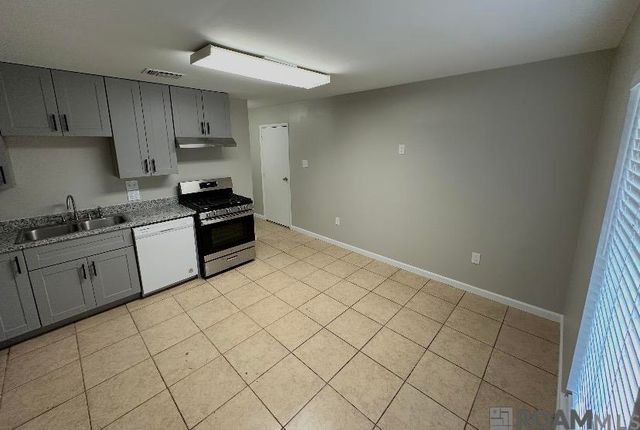 11639 Auburn Dr, Baton Rouge, LA 70816