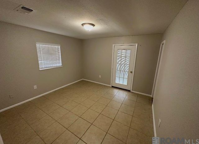 11639 Auburn Dr, Baton Rouge, LA 70816
