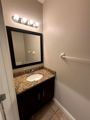 8171 ROSEVILLE BOULEVARD, Davenport, FL 33896