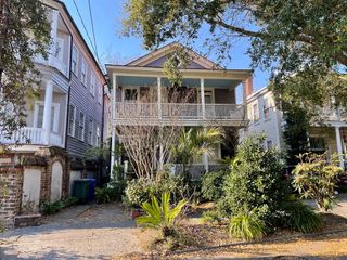 32 1/2 Chapel Street, Charleston, SC 29403