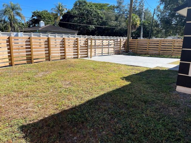 9254 NW 3rd Avenue, Miami, FL 33150