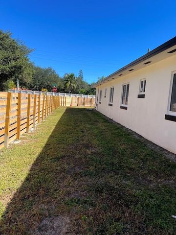 9254 NW 3rd Avenue, Miami, FL 33150
