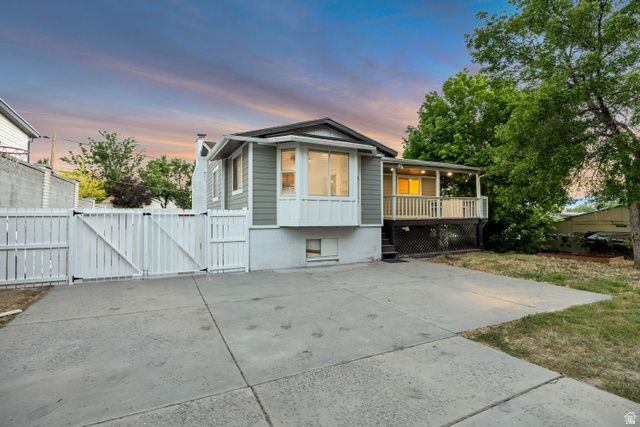 1119 E 10600 S, Sandy, UT 84094