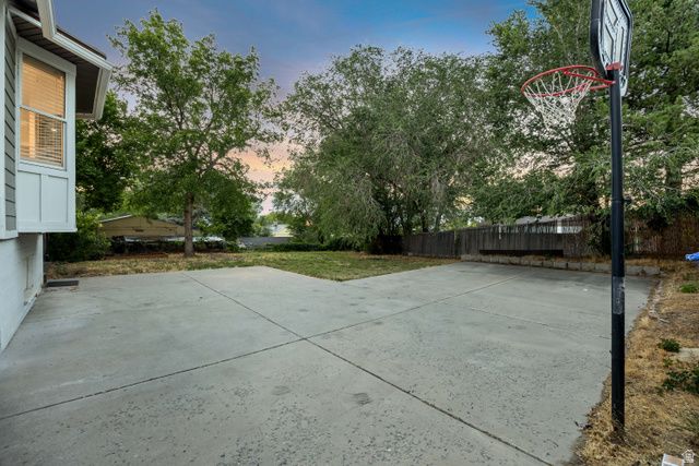 1119 E 10600 S, Sandy, UT 84094