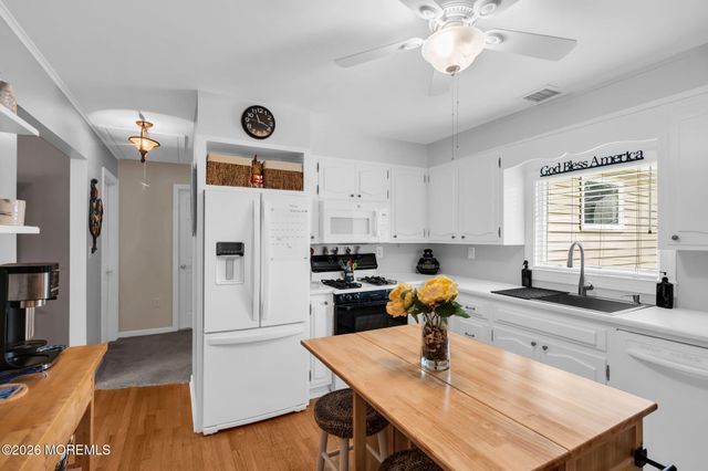 177 10th Street, Belford, NJ 07718