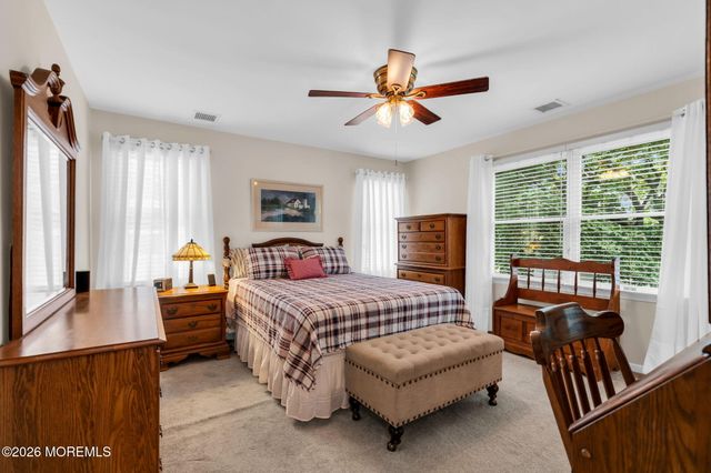 177 10th Street, Belford, NJ 07718