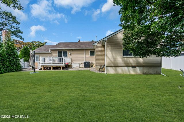 177 10th Street, Belford, NJ 07718