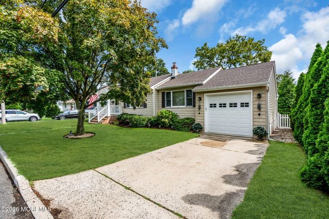177 10th Street, Belford, NJ 07718