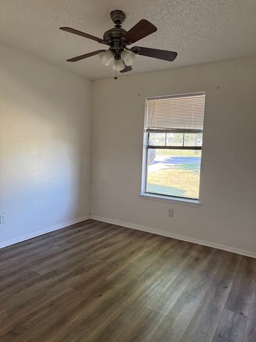 11204 Liberty School Road, Pelican Bay, TX 76020