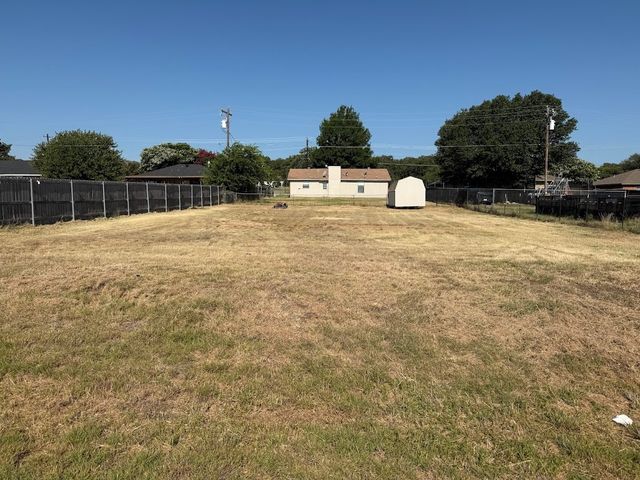 11204 Liberty School Road, Pelican Bay, TX 76020