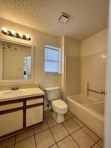 11204 Liberty School Road, Pelican Bay, TX 76020