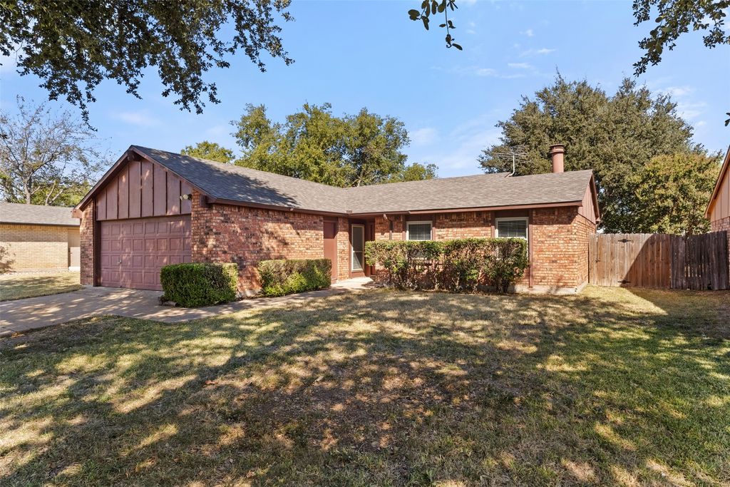4037 Engleman Street, Fort Worth, TX 76137