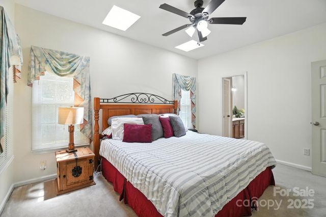 3325 Fortis Lane, Matthews, NC 28105