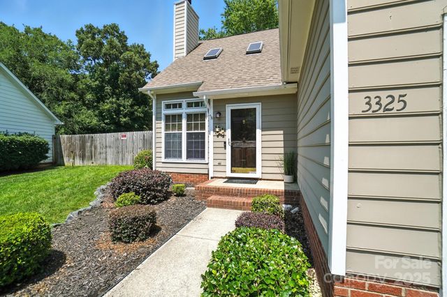 3325 Fortis Lane, Matthews, NC 28105
