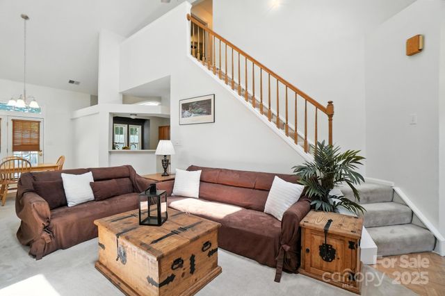 3325 Fortis Lane, Matthews, NC 28105