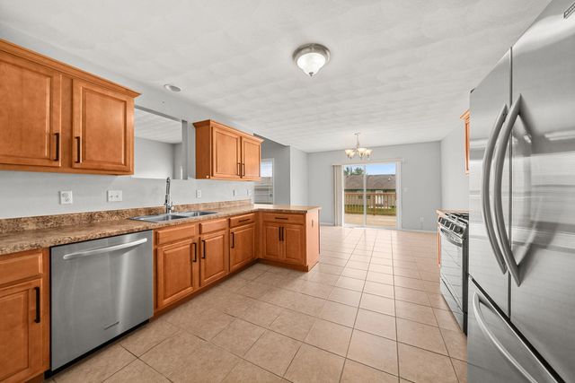 2939 Vaughndale Drive, Machesney Park, IL 61115