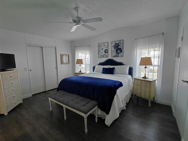 1001 STARKEY ROAD 476, Largo, FL 33771