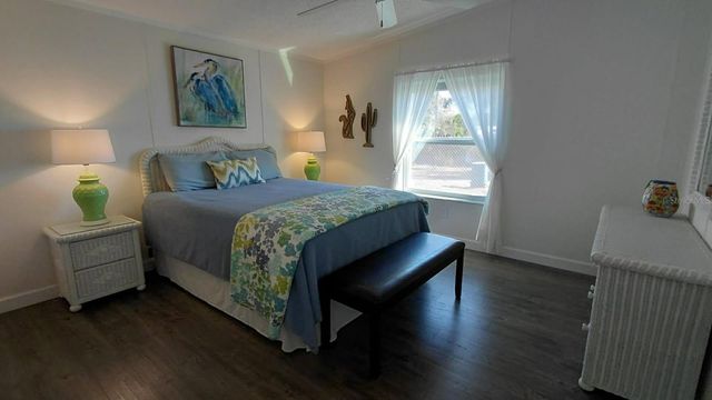 1001 STARKEY ROAD 476, Largo, FL 33771