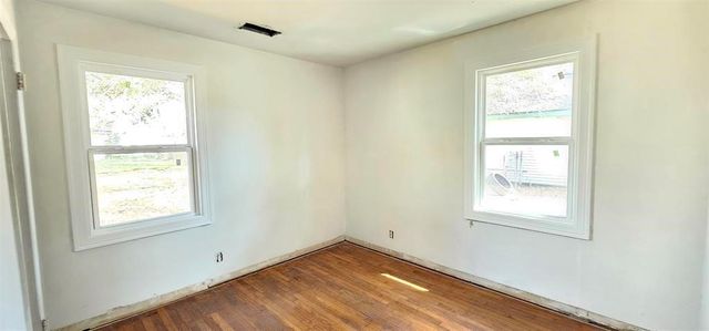 518 Azalea Avenue, Orange, TX 77630