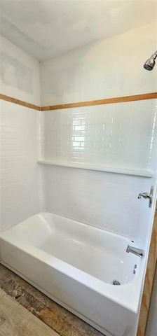 518 Azalea Avenue, Orange, TX 77630