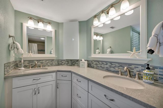 634 ESTUARY DRIVE 634, Bradenton, FL 34209