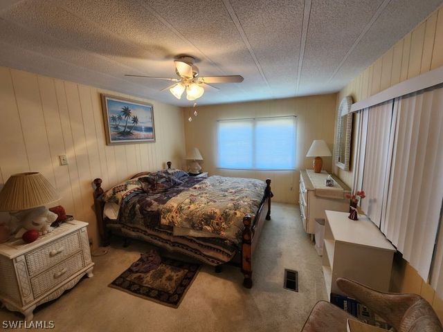 26256 Duchess LN, Bonita Springs, FL 34135