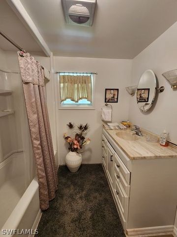 26256 Duchess LN, Bonita Springs, FL 34135