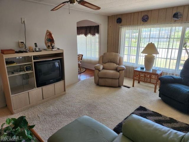 26256 Duchess LN, Bonita Springs, FL 34135