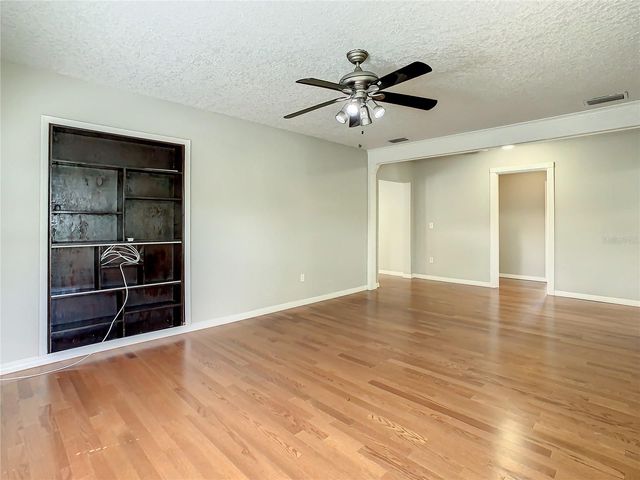 3003 DESOTO WAY S, St Petersburg, FL 33712