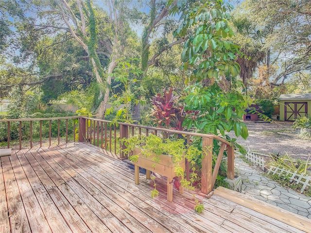 3003 DESOTO WAY S, St Petersburg, FL 33712