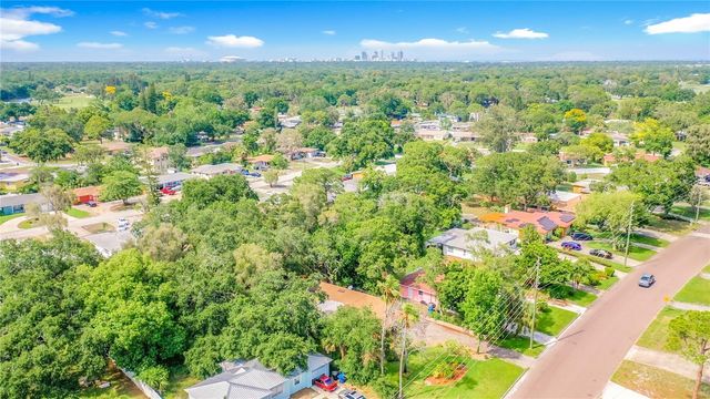 3003 DESOTO WAY S, St Petersburg, FL 33712