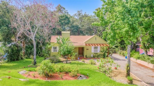 3003 DESOTO WAY S, St Petersburg, FL 33712