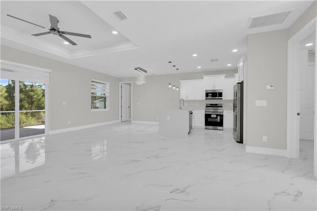2004 W 17th ST, Lehigh Acres, FL 33972