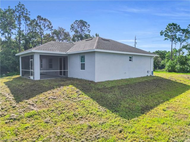 2004 W 17th ST, Lehigh Acres, FL 33972
