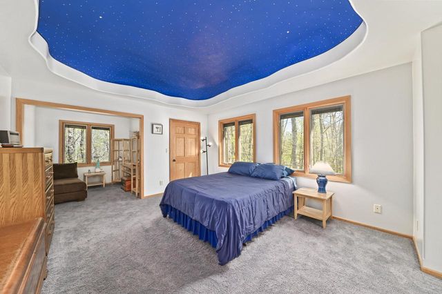 4302 Woodward DRIVE, Franklin, WI 53132
