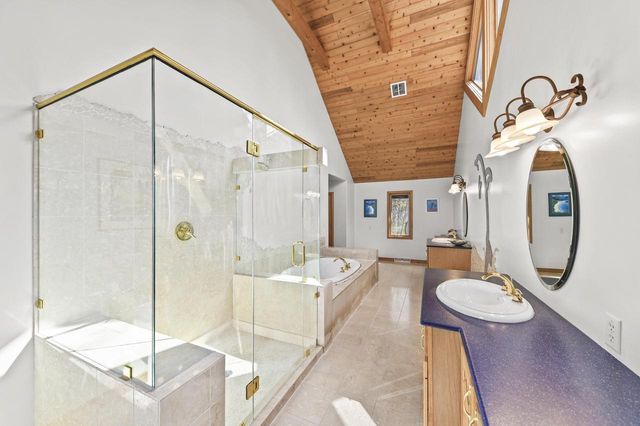 4302 Woodward DRIVE, Franklin, WI 53132
